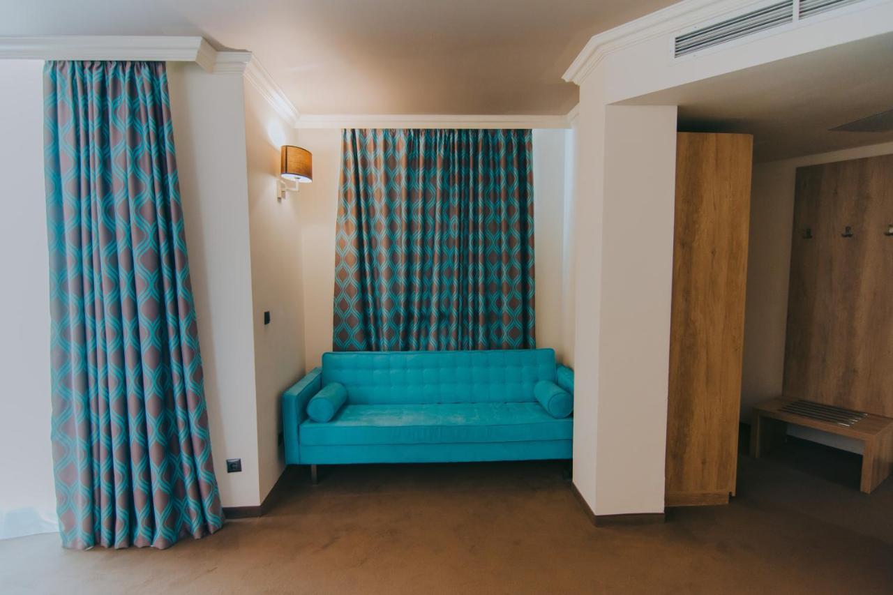 Tiara Beach Sluneční pobřeží Exteriér fotografie