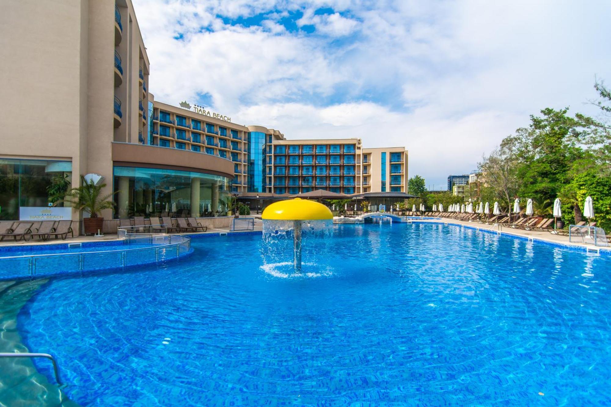 Tiara Beach Sluneční pobřeží Exteriér fotografie