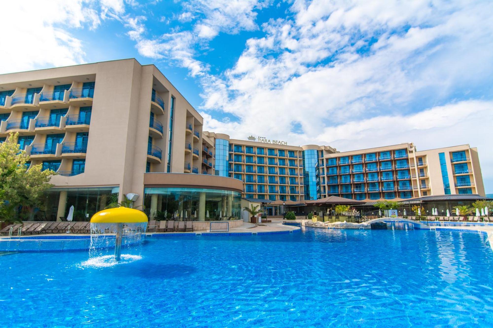 Tiara Beach Sluneční pobřeží Exteriér fotografie