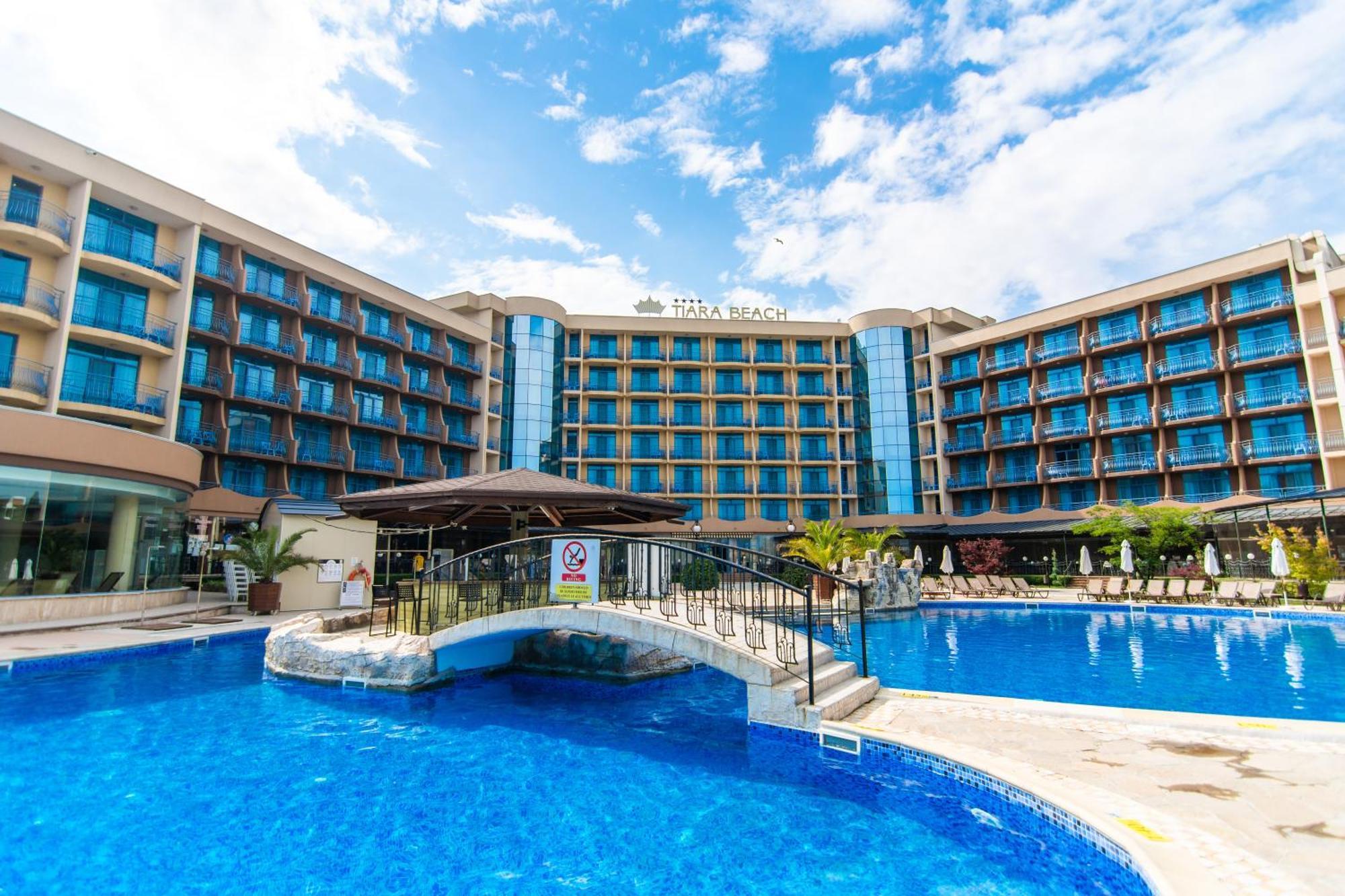 Tiara Beach Sluneční pobřeží Exteriér fotografie